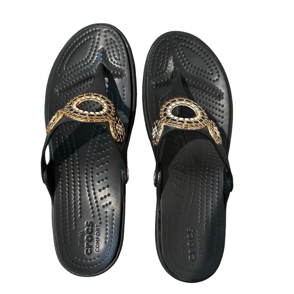 CROCS Sanrah Diamante Wedge Flip Flop Sandal Size 8